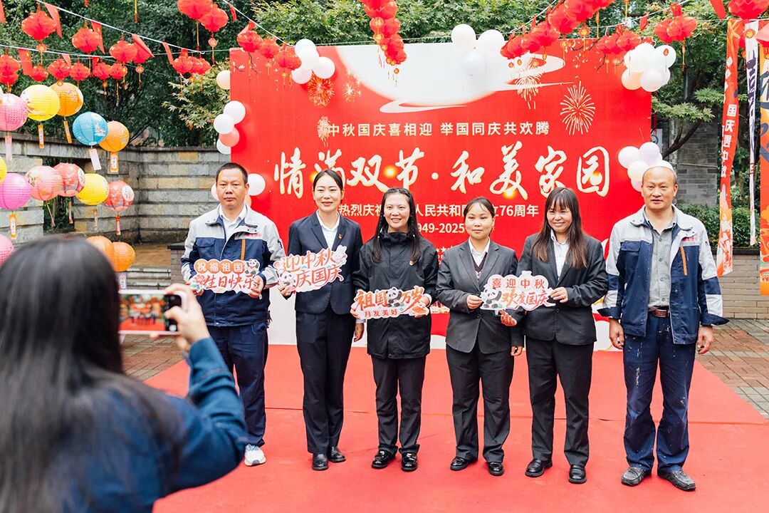 1759318666834052672.jpg 06d44333ca28a7dac2ab8d357368de7a.jpg