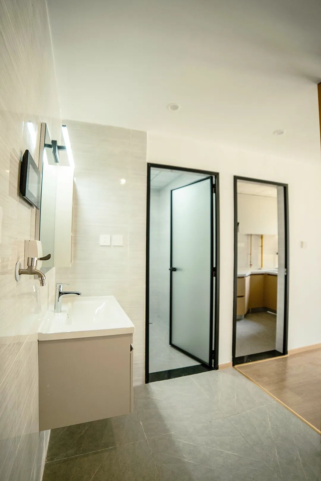 1761794693956082604.jpg e2bc4174bb3e64d4823b9ba97182cfd5.jpg